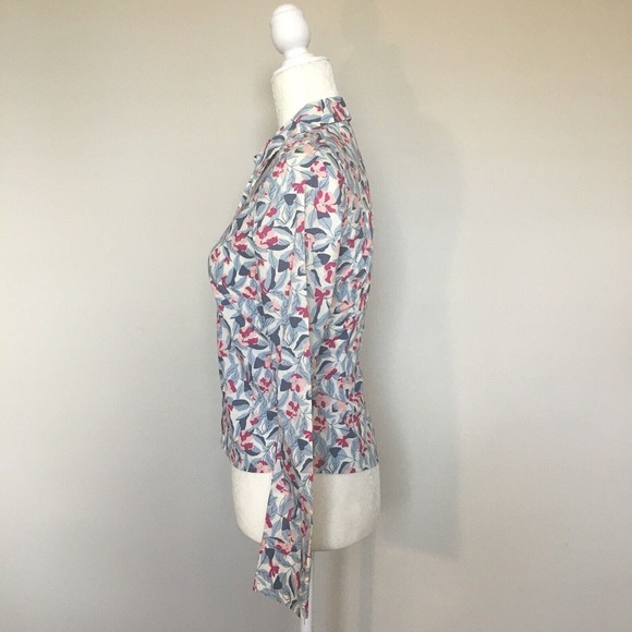 Old Navy X-Small Button Up Blouse Blue White Pink Floral Long Sleeve Career Top - Picture 2 of 12
